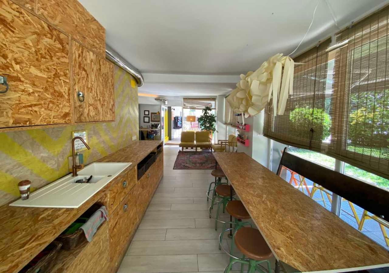 Blai Blai Hostel Zarautz Esterno foto